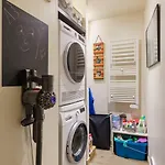 Central & Stylish 1Bd Duplex W Gardenmontmartre!
