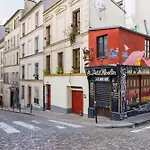 Central & Stylish 1Bd Duplex W Gardenmontmartre!